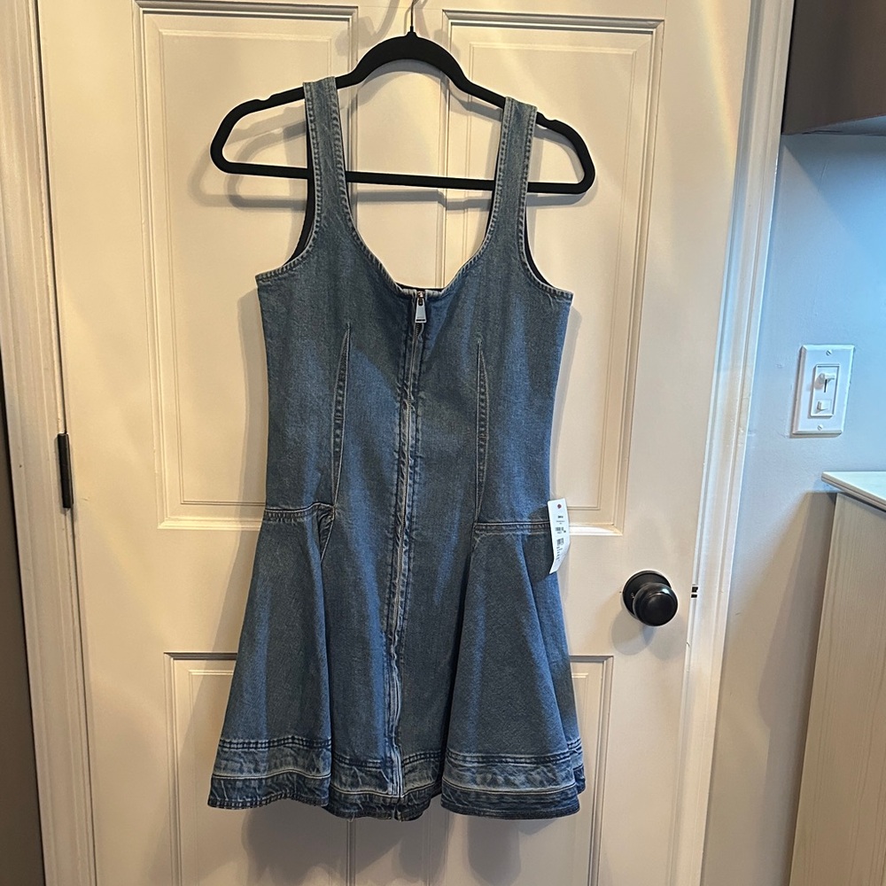 NWT SIMKHAI Jean dress size 8. Stunning